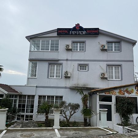 Hotel Fantazia Bahçallëk Buitenkant foto